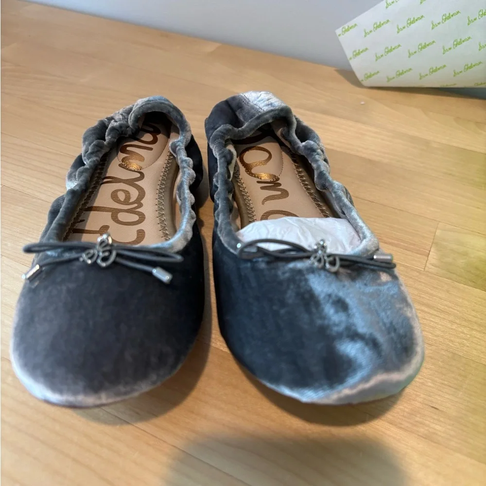 Sam Edelman Gray Velvet Flats - Picture 4 of 6